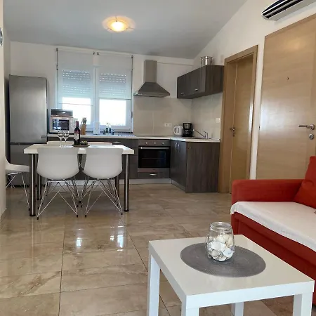 Adriatic Apartamento *